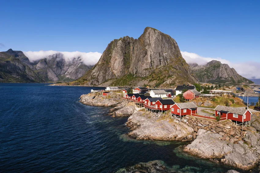 lofoten sommarby reine