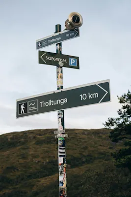 trolltunga norge skylt